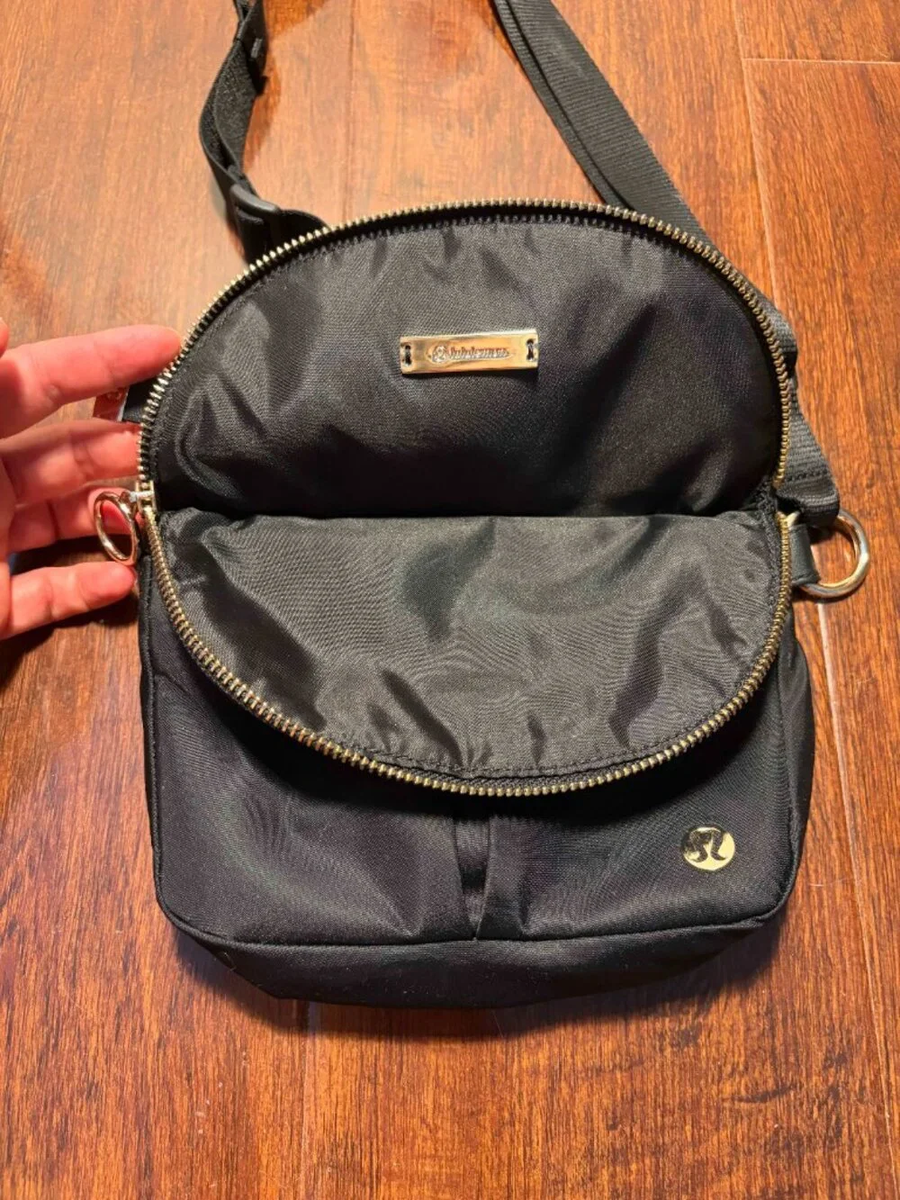 Lululemon Festival Bag in Black with gold details